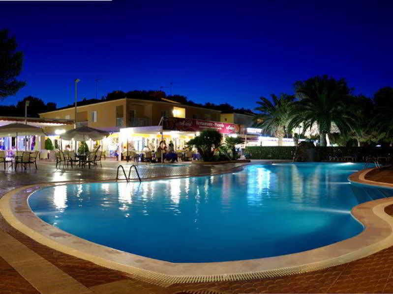 Maribel Villas Cala Blanca  Exteriér fotografie